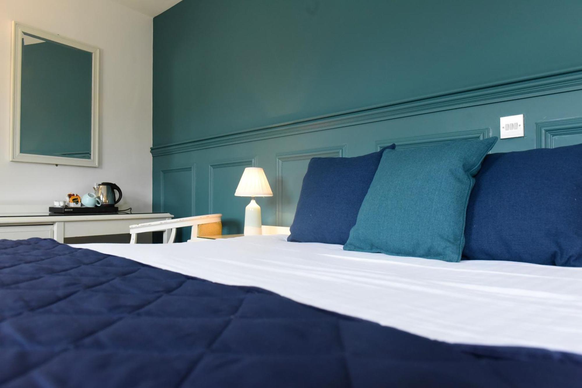 The Lough & Quay Accommodation Town Centre Warrenpoint Exteriér fotografie