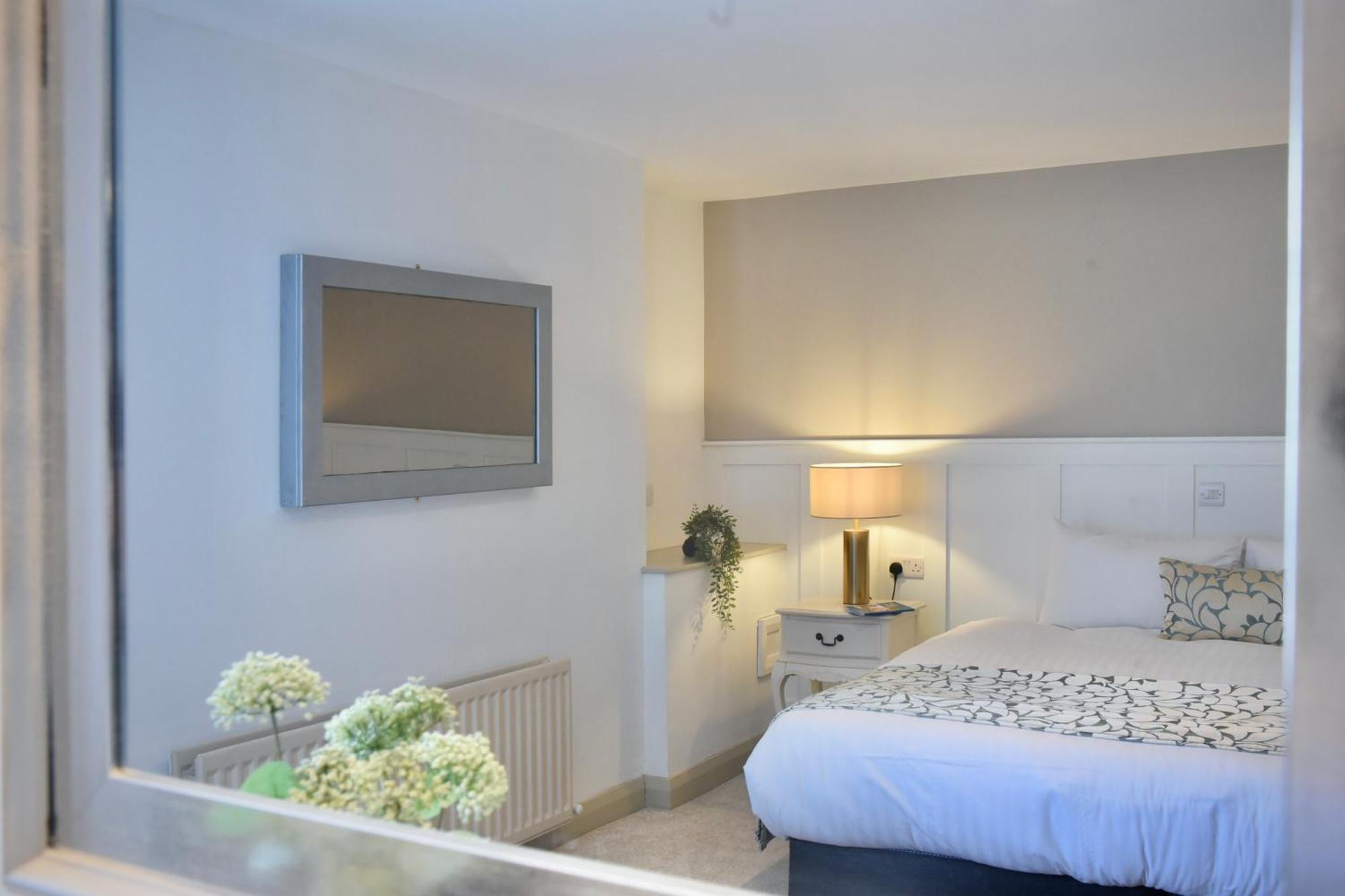 The Lough & Quay Accommodation Town Centre Warrenpoint Exteriér fotografie
